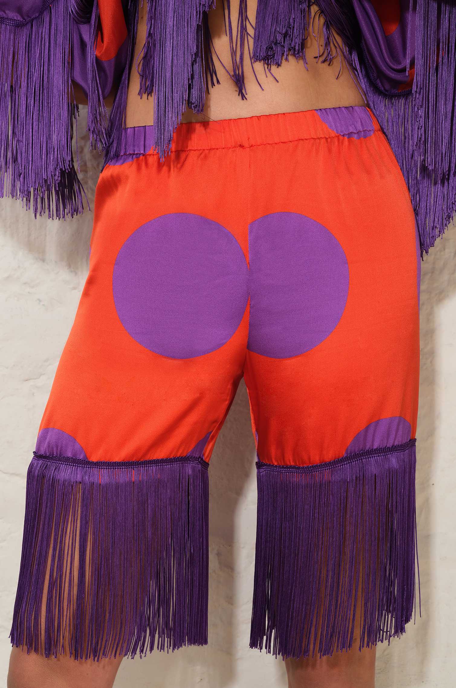 Spot in purple 60’s silk shorts