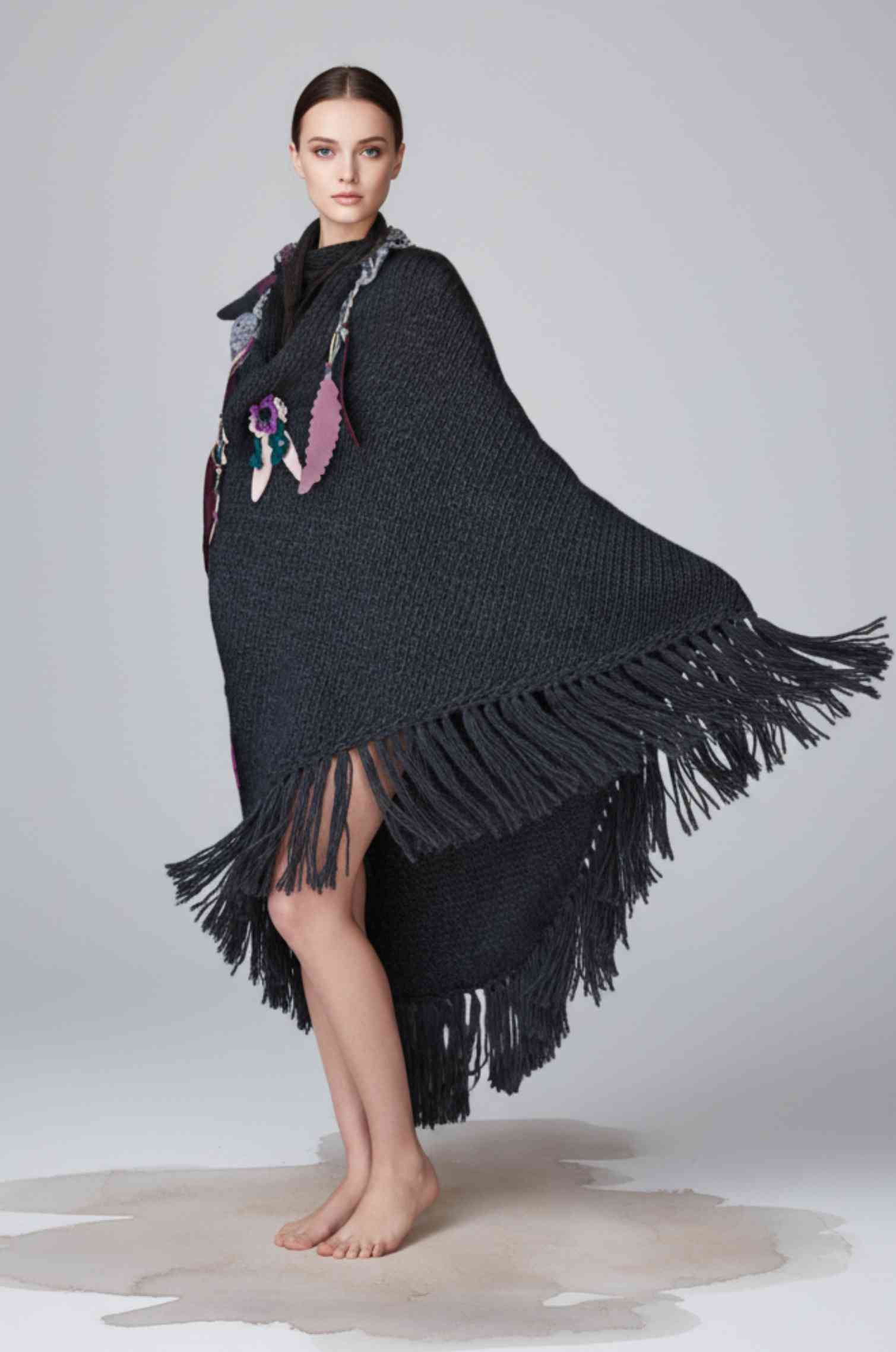 Handknitted Gray Shawl