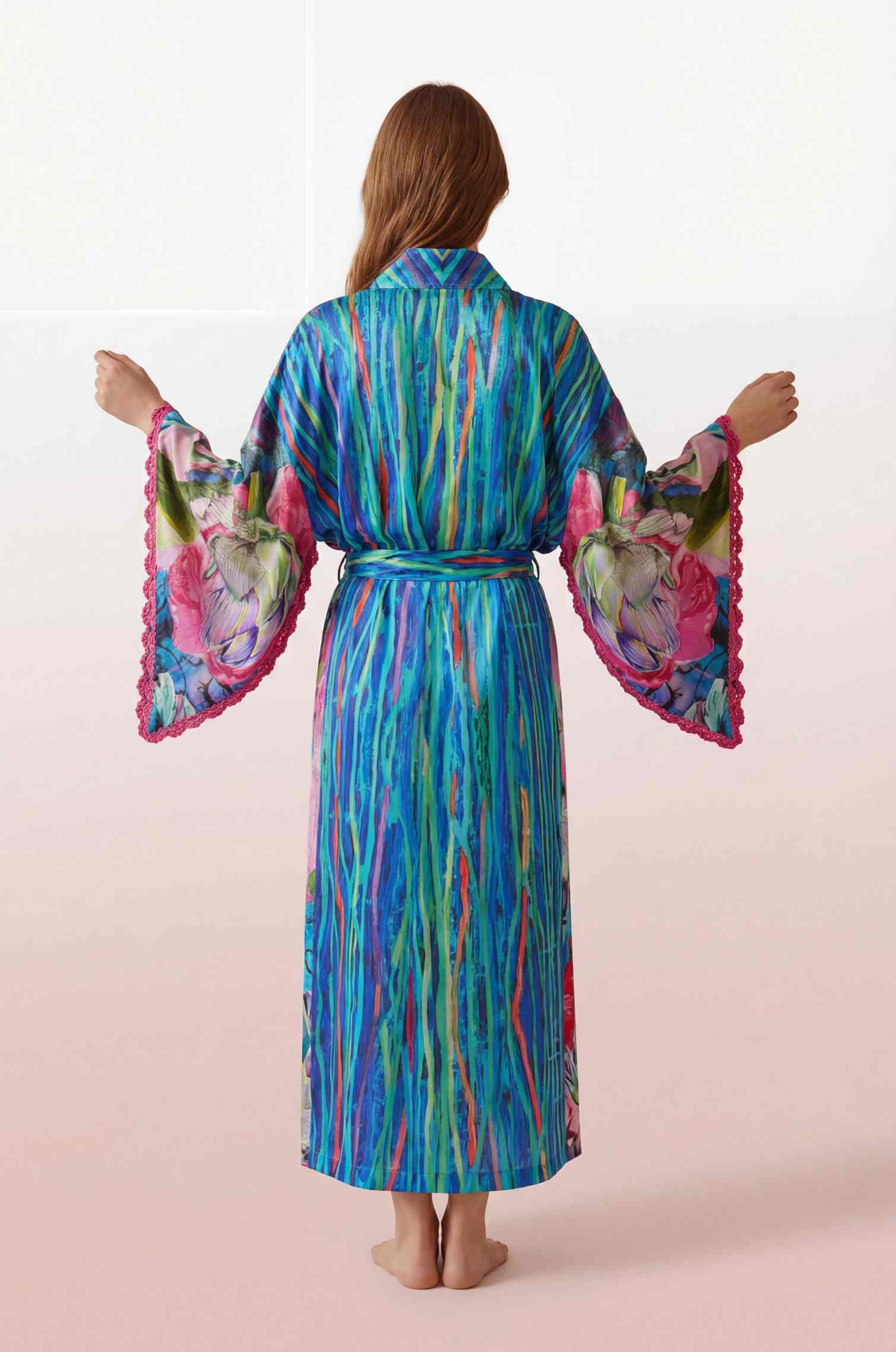 Cynara Essence Kimono