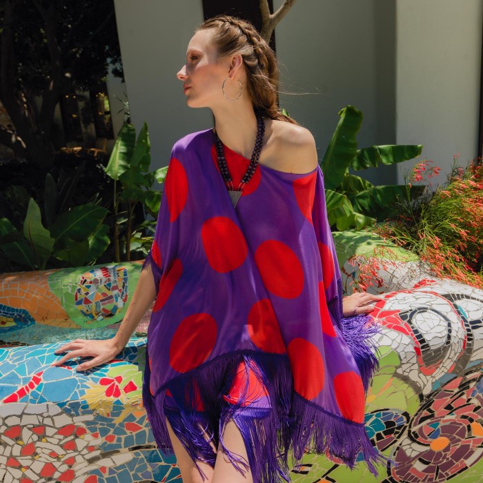 SPOT IN PURPLE 60’s SILK PONCHO