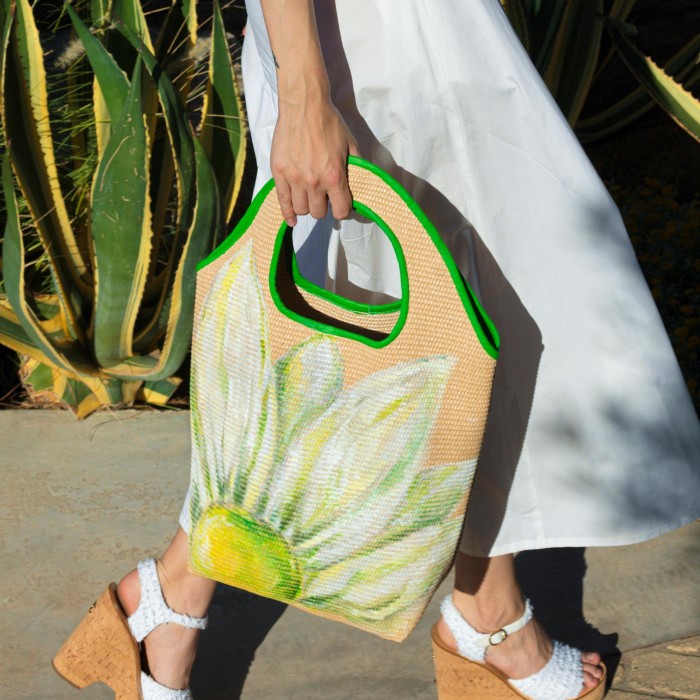 DAISY RAFFIA BAG