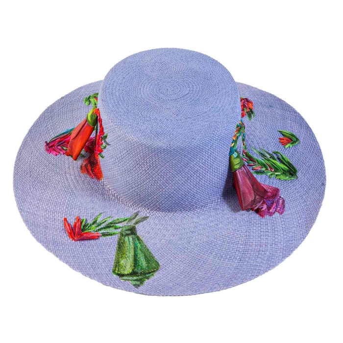 LEATHER TULIPS HAT