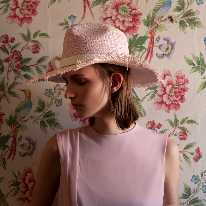 PINK ELEGANCE PANAMA HAT