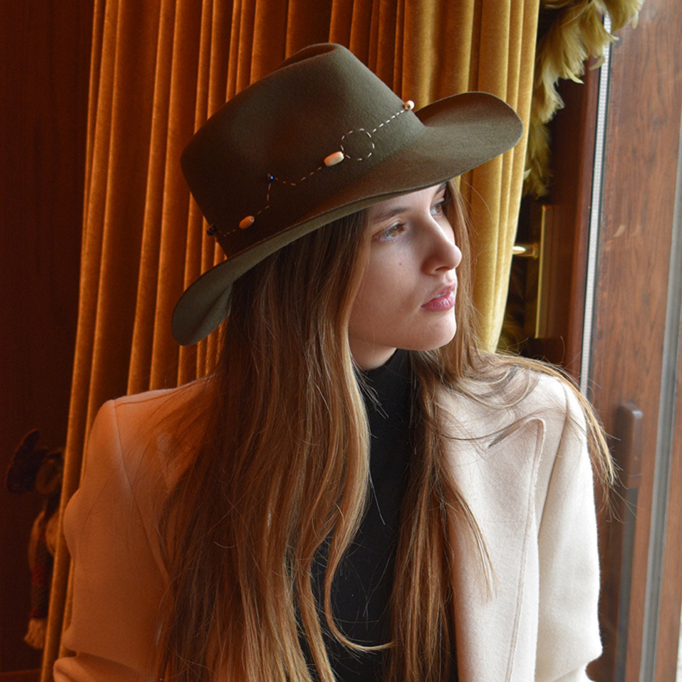 OLIVE WOOL HAT